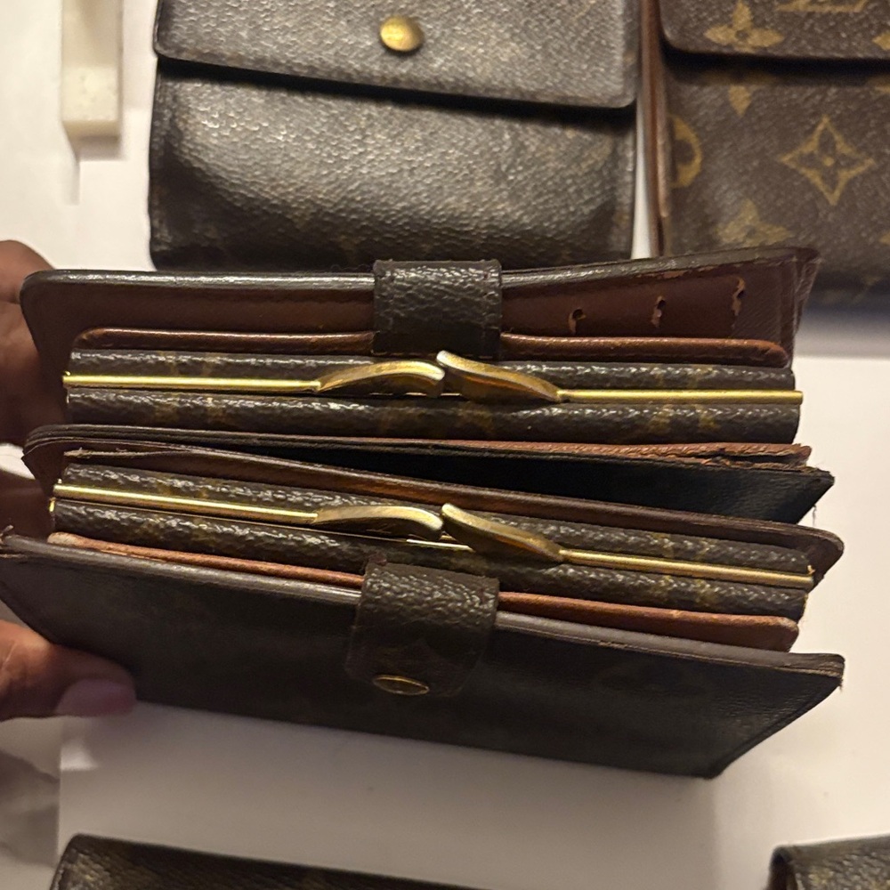 🎉WINNERS CHOICE 🎉Louis Vuitton Brown Monogram Wallet Collection - Picture 2 of 7